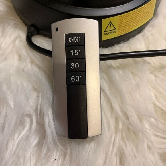 UV sterilizing table lamp/ultraviolet lamp with remote - Picture 4 of 10